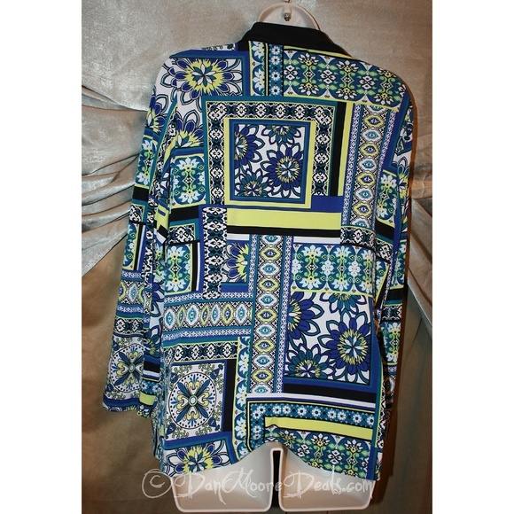 NEW Travel Elements Long Sleeve Floral Wrap/Jacket - Picture 3 of 6